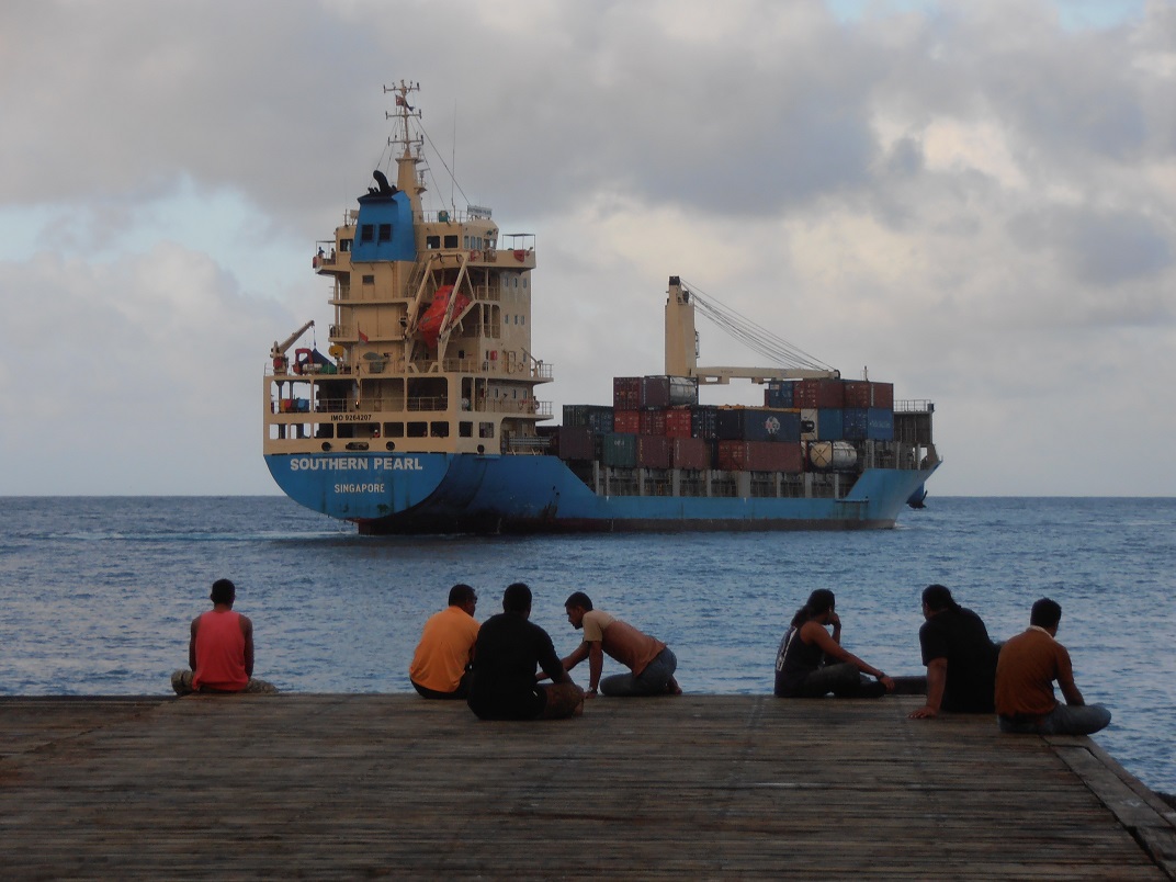 Arrêté n° 2015-682 : barème général de la redevance d&rsquo;immatriculation des navires de commerce et montant du droit annuel de francisation des navires sur le Territoire des îles Wallis & Futuna